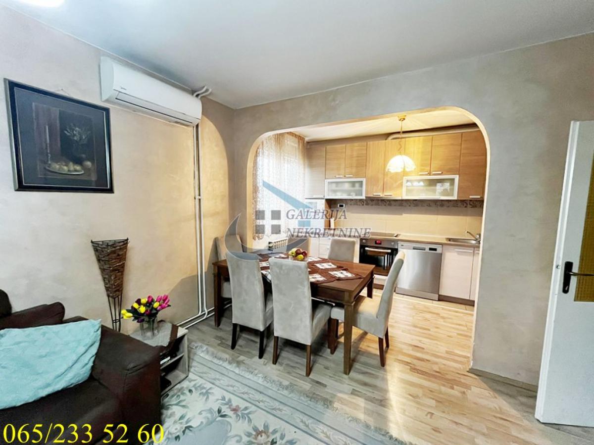 Stan Prodaja Beograd Karaburma 135 m2