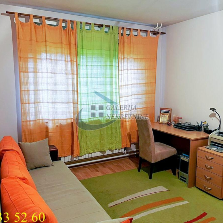 Stan Prodaja Beograd Karaburma 135 m2