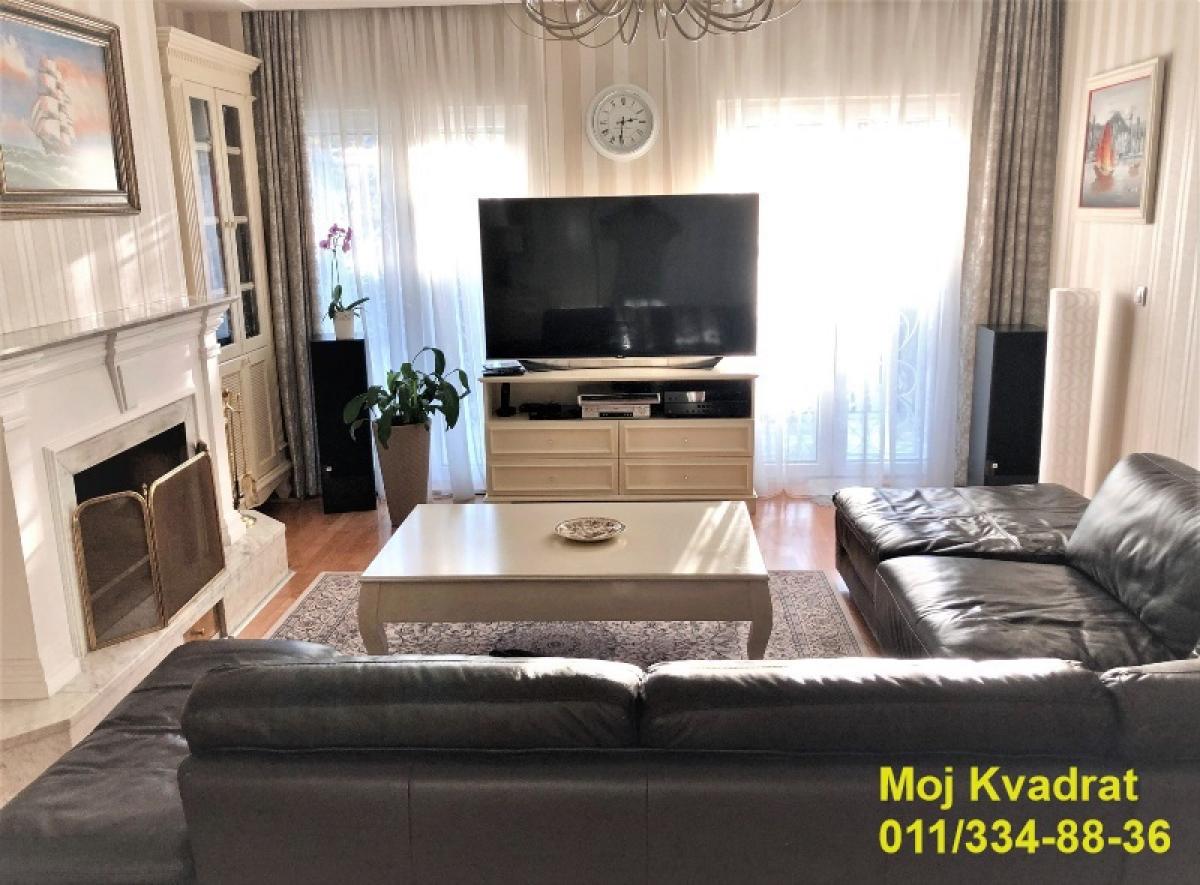 Kuća Prodaja Beograd Banovo Brdo 364 m2