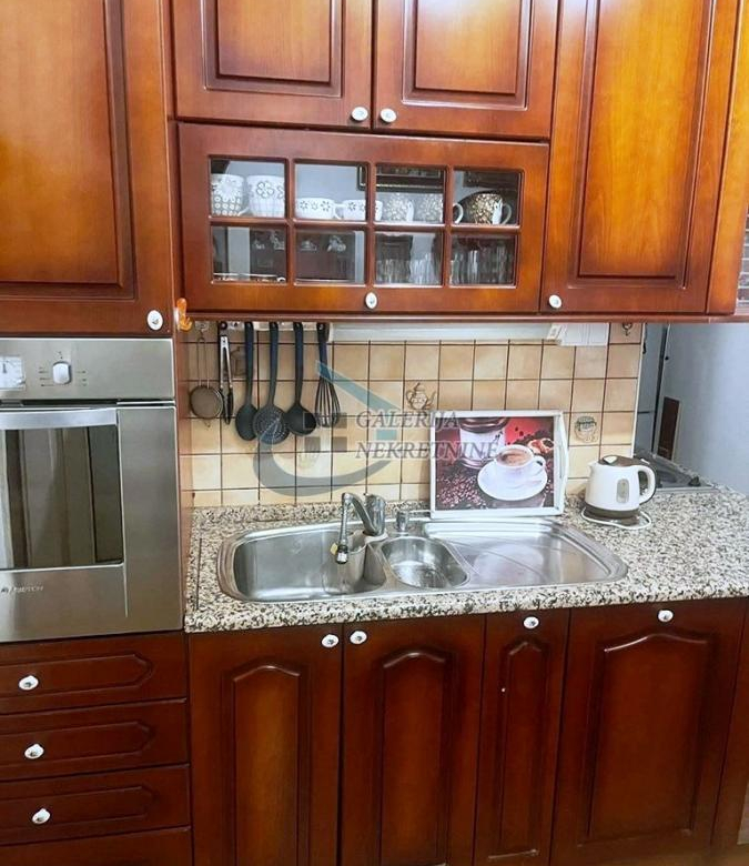 Stan Izdavanje Beograd Skadarlija 85 m2