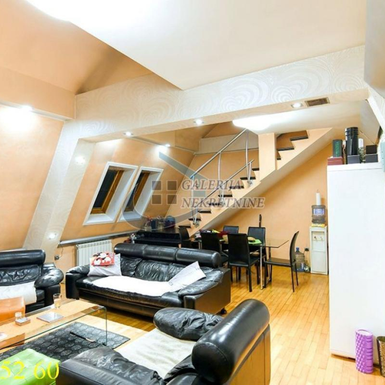 Stan Prodaja Beograd Ekonomski Fakultet 202 m2