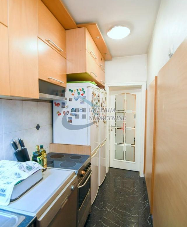 Stan Prodaja Beograd Ekonomski Fakultet 202 m2
