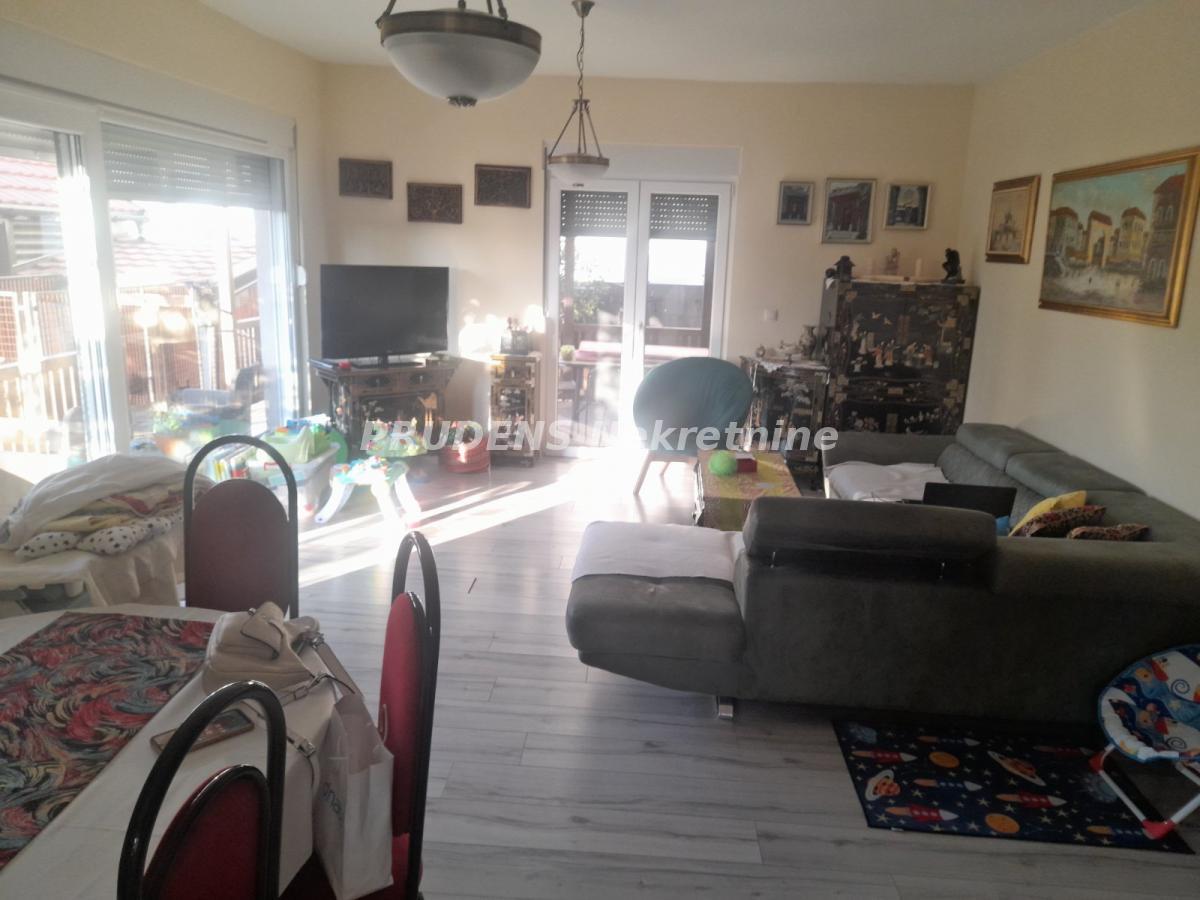 Kuća Prodaja Beograd Kuća Prodaja Beograd 243 m2