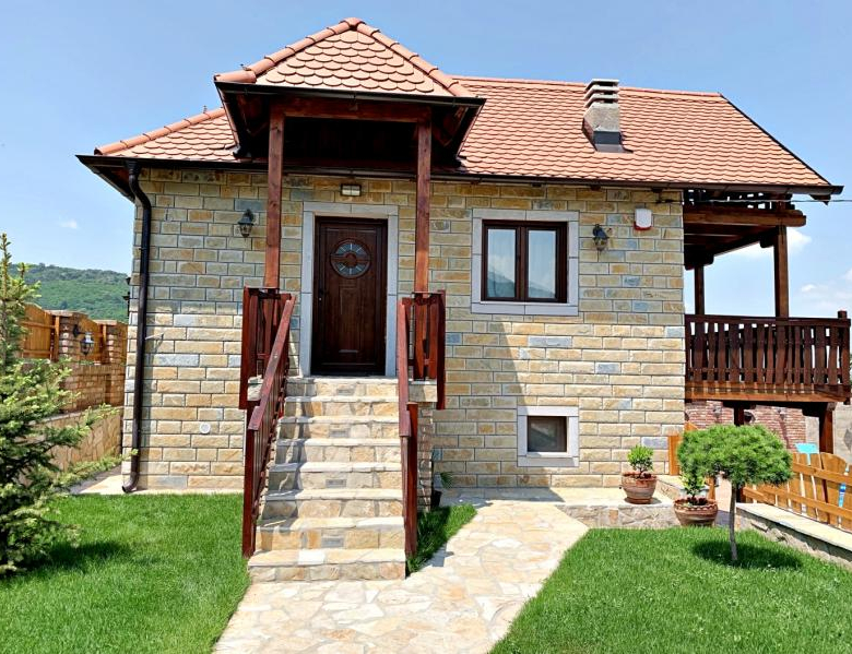 Kuća Prodaja Vršac Malo Središte 120 m2
