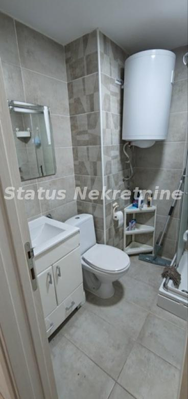 Stan Izdavanje Novi Sad  63 m2