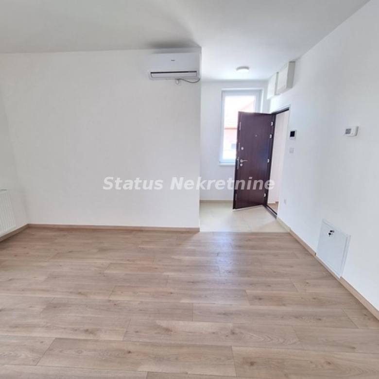 Stan Izdavanje Novi Sad  30 m2