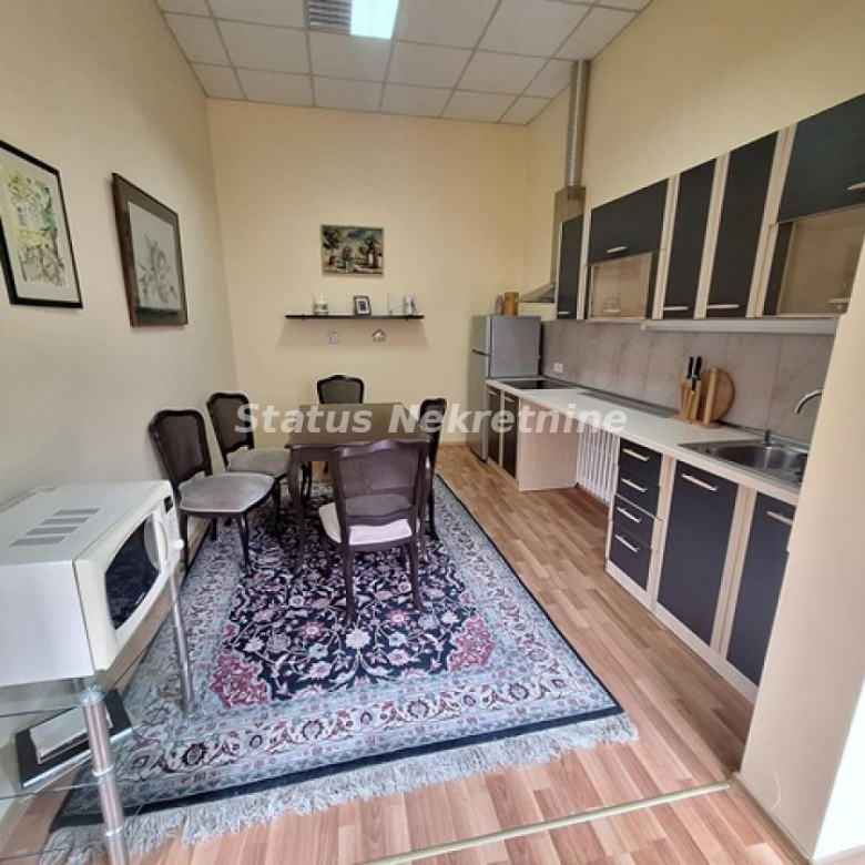 Stan Izdavanje Novi Sad  40 m2