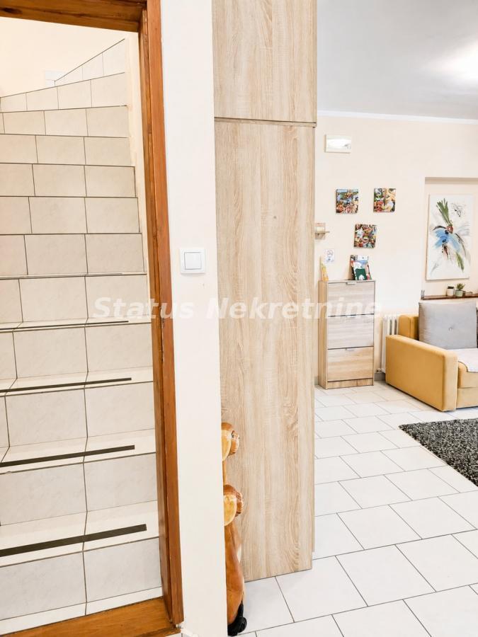 Stan Prodaja Novi Sad  50 m2