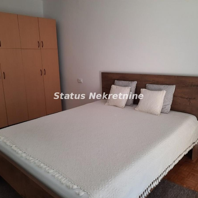 Stan Izdavanje Novi Sad  60 m2
