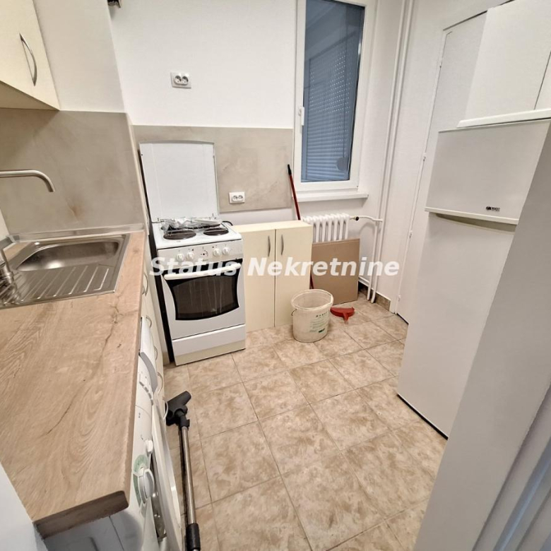 Stan Izdavanje Novi Sad  60 m2