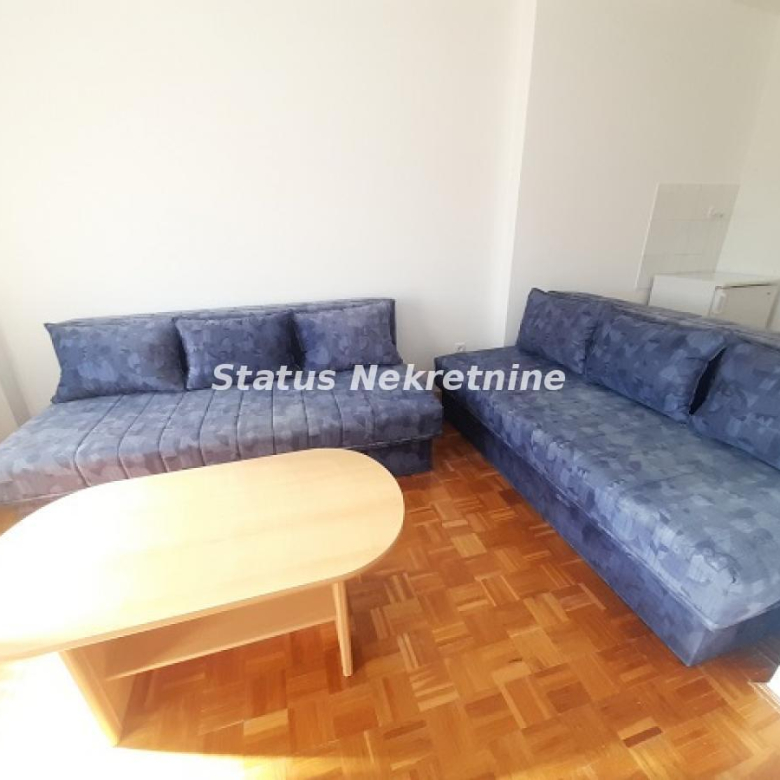 Stan Izdavanje Novi Sad  33 m2