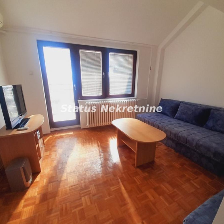 Stan Izdavanje Novi Sad  33 m2