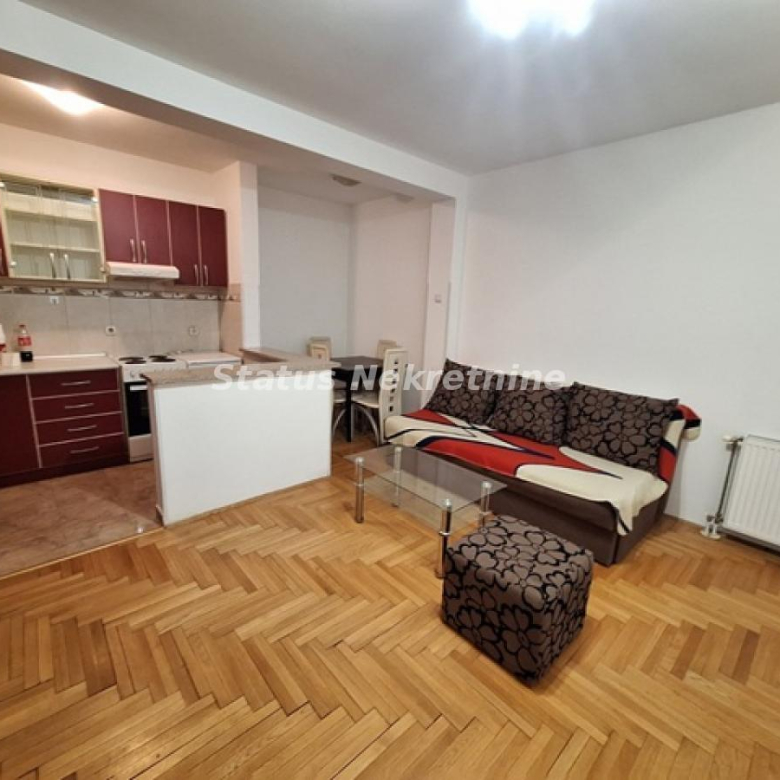 Stan Izdavanje Novi Sad  42 m2