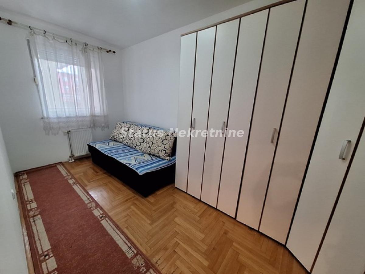 Stan Izdavanje Novi Sad  42 m2
