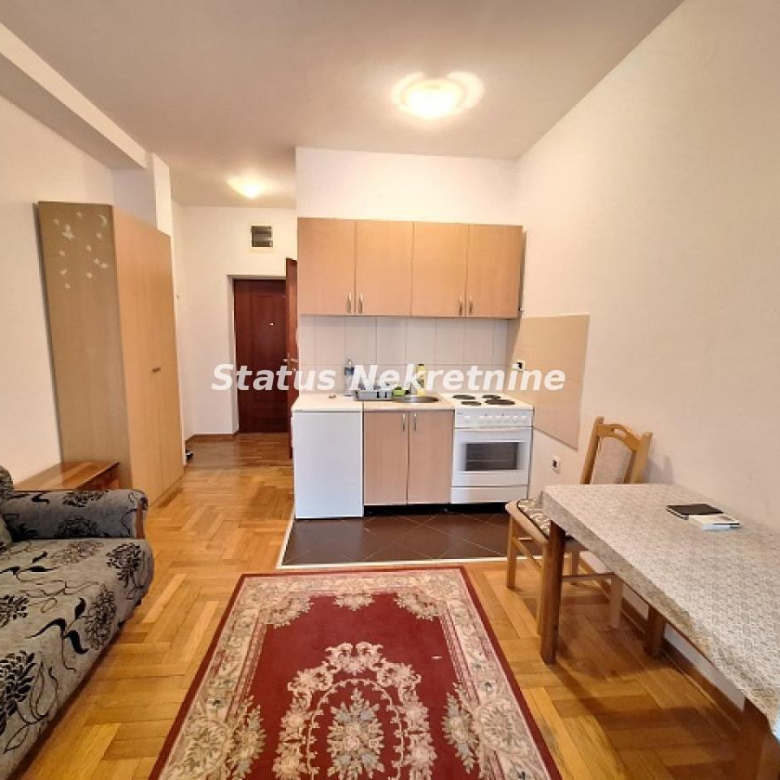 Stan Izdavanje Novi Sad  25 m2