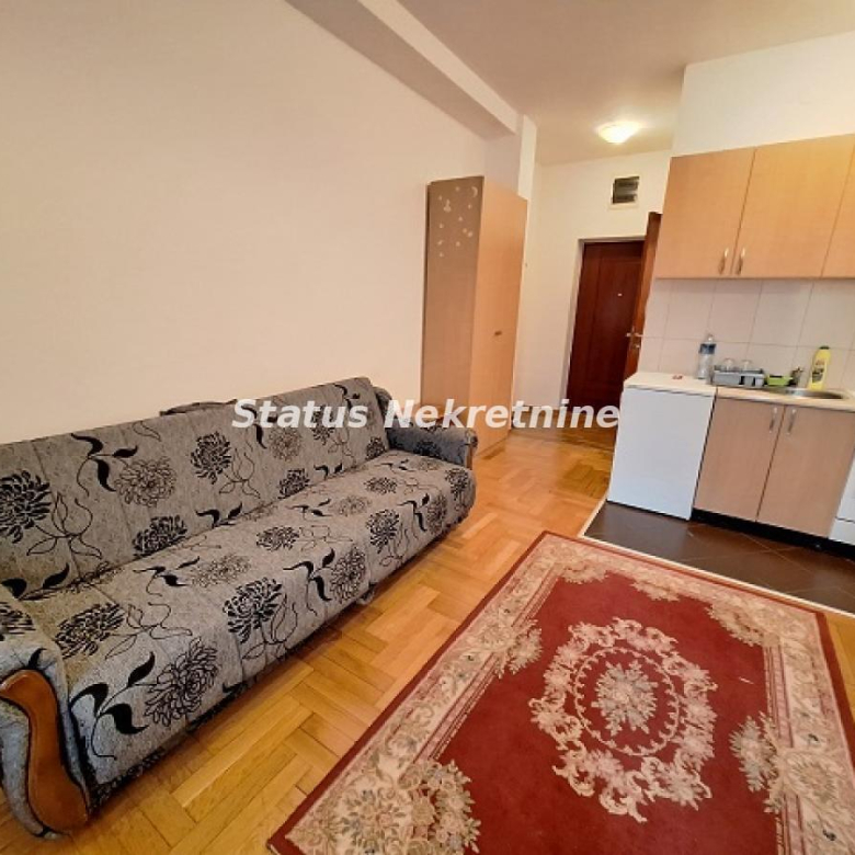 Stan Izdavanje Novi Sad  25 m2