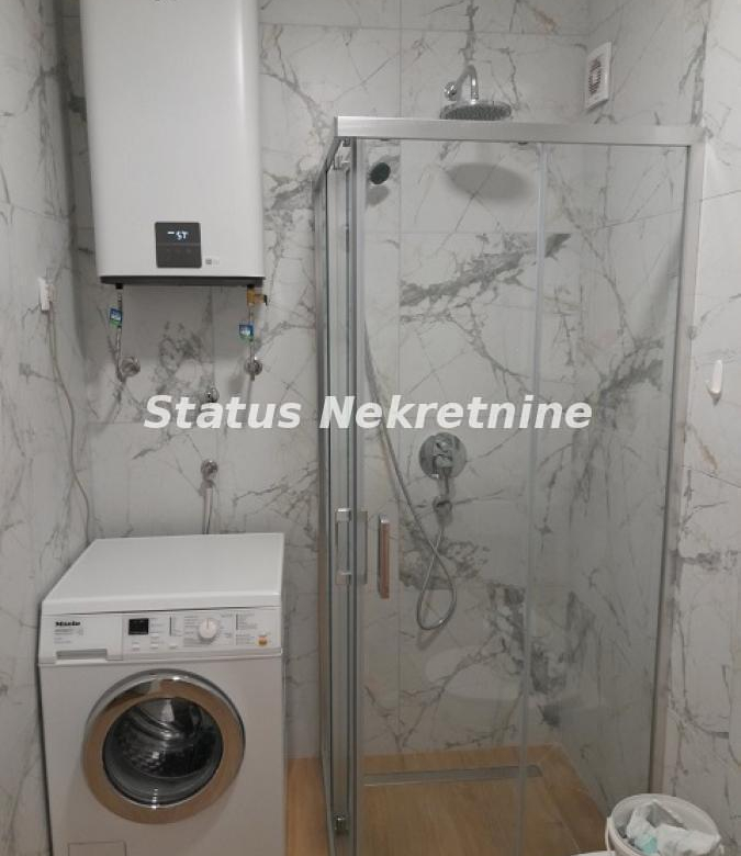 Stan Izdavanje Novi Sad  43 m2