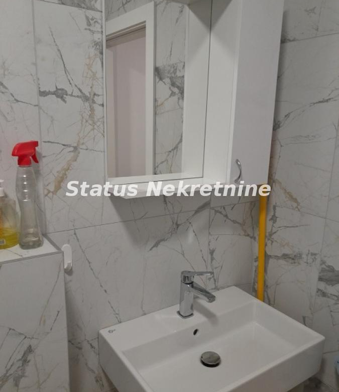 Stan Izdavanje Novi Sad  43 m2