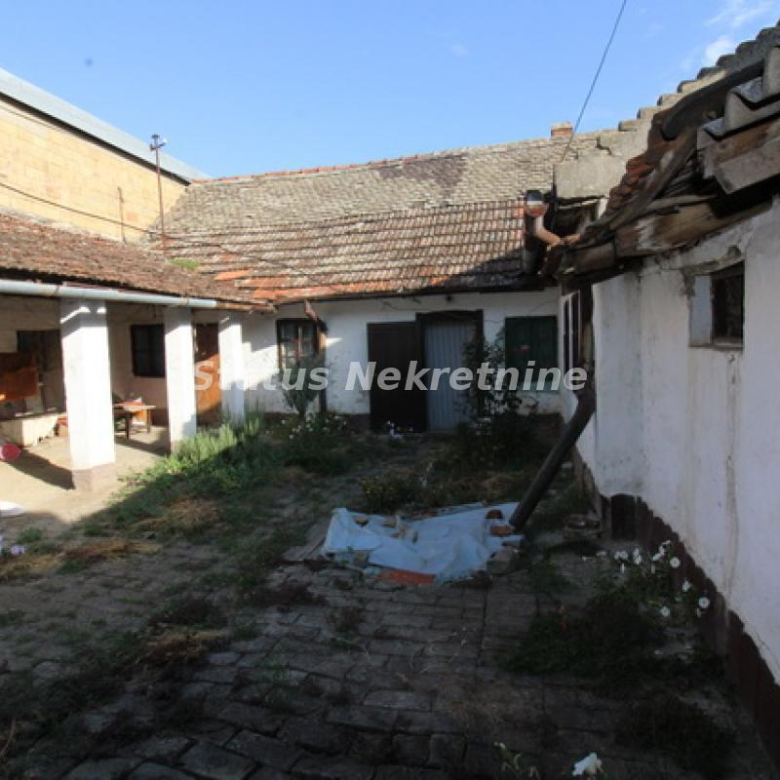 Kuća Prodaja Bačka Topola  111 m2