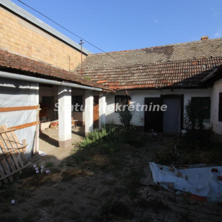Kuća Prodaja Bačka Topola  111 m2