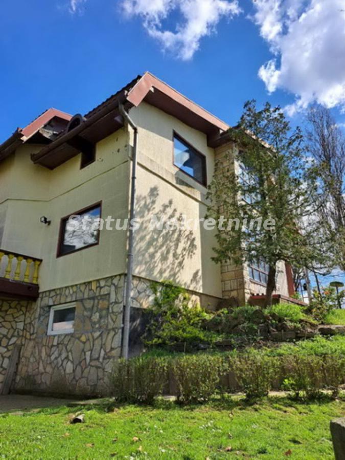 Kuća Prodaja Bačka Topola  465 m2