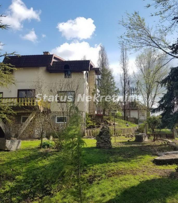 Kuća Prodaja Bačka Topola  465 m2