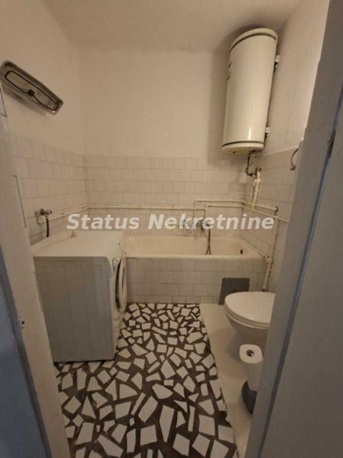 Kuća Prodaja Mali Iđoš  257 m2