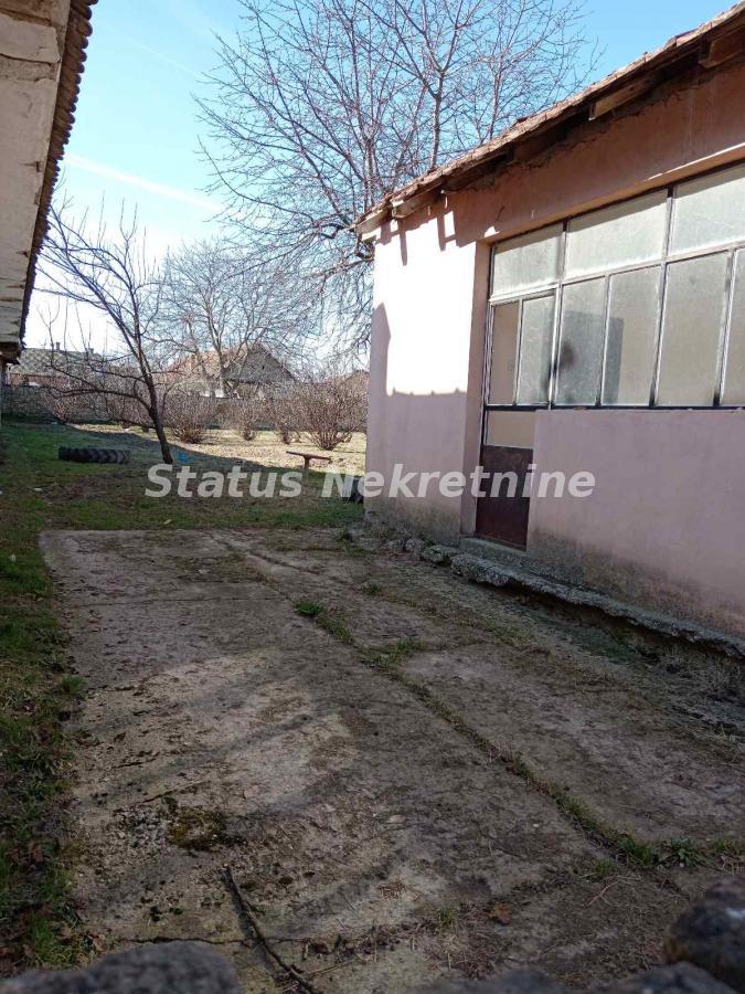 Kuća Prodaja Mali Iđoš Lovćenac 268 m2