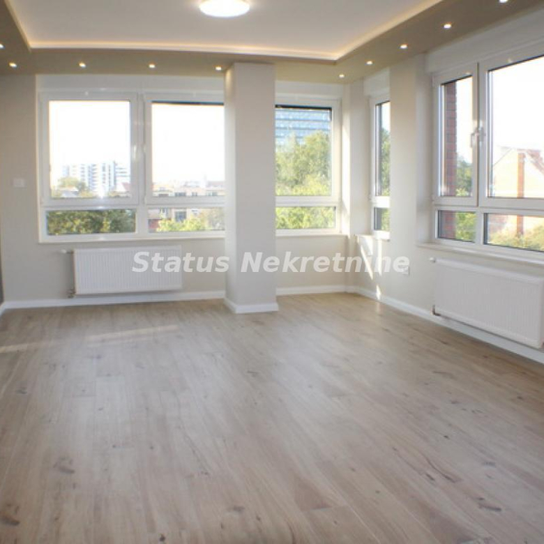 Stan Izdavanje Novi Sad  101 m2
