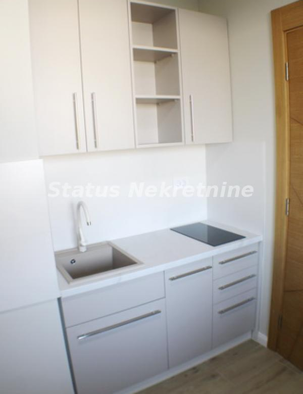 Stan Izdavanje Novi Sad  101 m2
