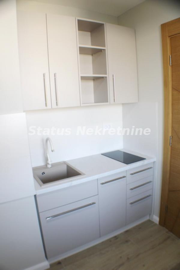 Stan Izdavanje Novi Sad  101 m2