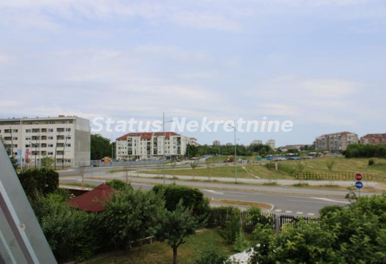 Kuća Prodaja Novi Sad  242 m2