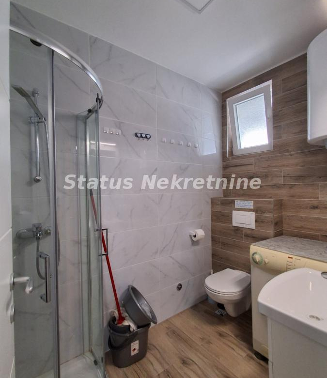 Stan Izdavanje Novi Sad  23 m2