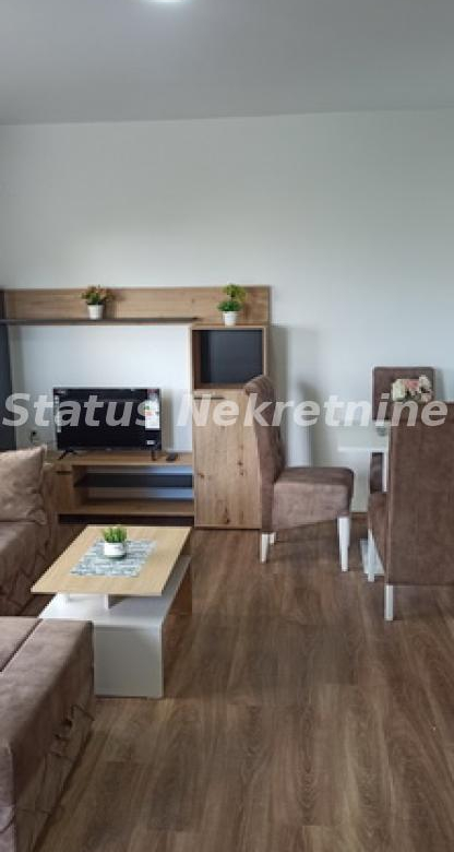 Stan Izdavanje Novi Sad  29 m2