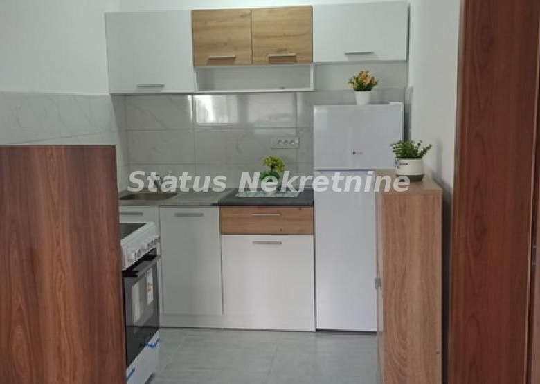 Stan Izdavanje Novi Sad  29 m2