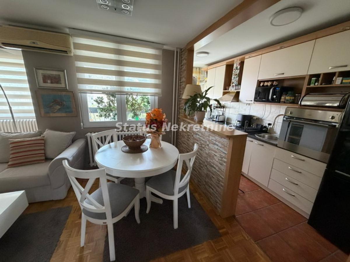 Stan Prodaja Novi Sad Stan Prodaja Novi Sad 76 m2