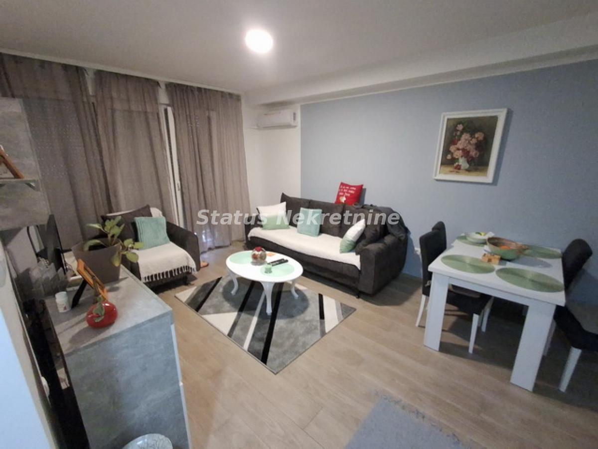 Stan Prodaja Novi Sad  35 m2