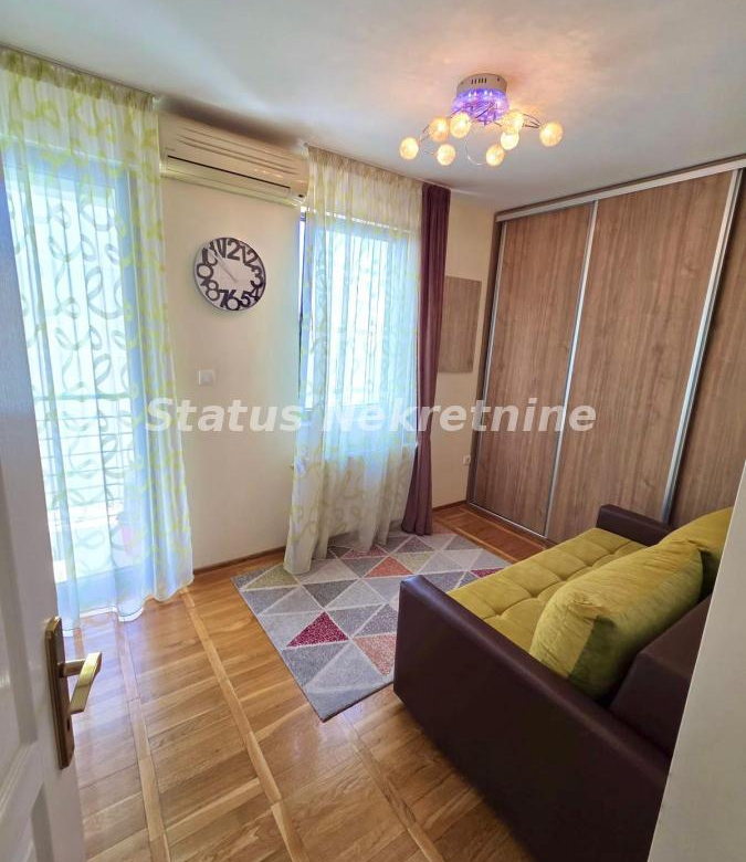 Stan Prodaja Novi Sad  116 m2