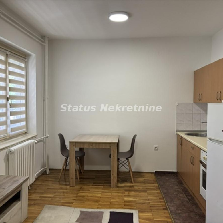 Stan Izdavanje Novi Sad  25 m2