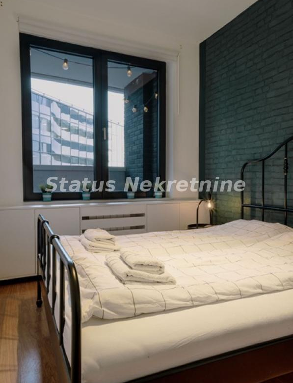 Stan Izdavanje Novi Sad  42 m2