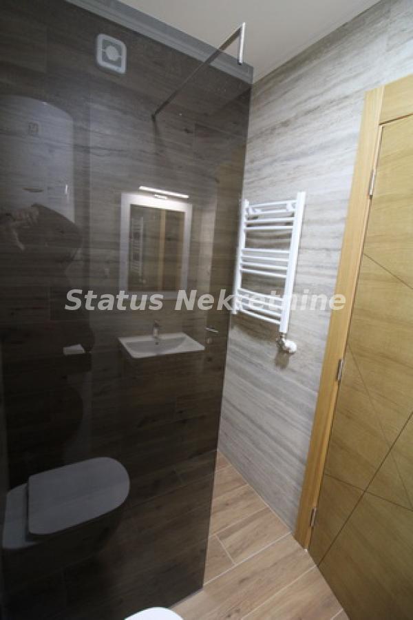 Stan Izdavanje Novi Sad  28 m2