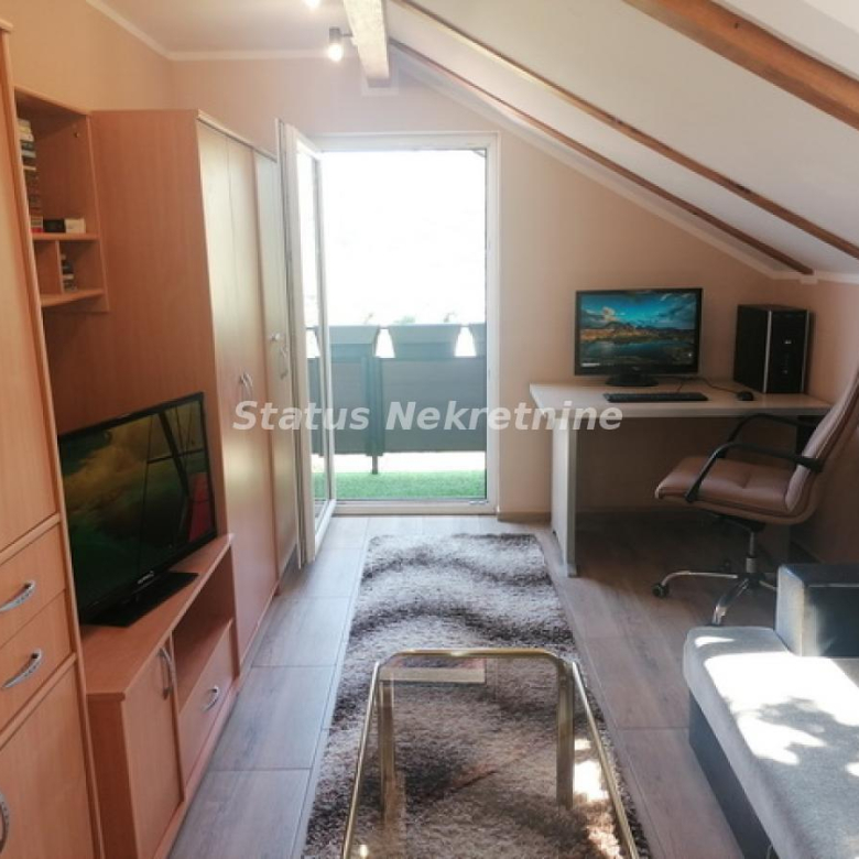 Kuća Prodaja Novi Sad  90 m2