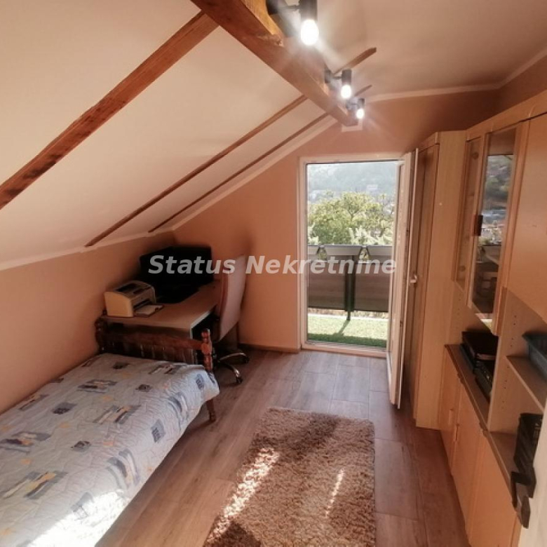 Kuća Prodaja Novi Sad  90 m2