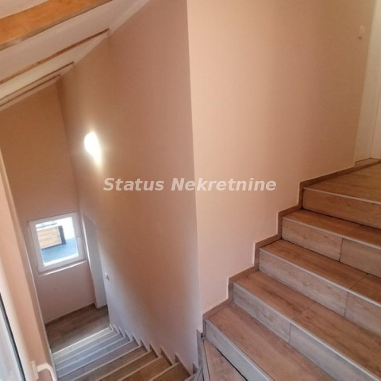 Kuća Prodaja Novi Sad  90 m2