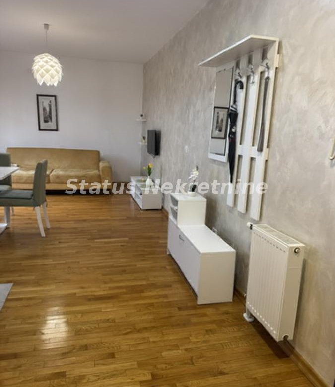 Stan Izdavanje Novi Sad  41 m2
