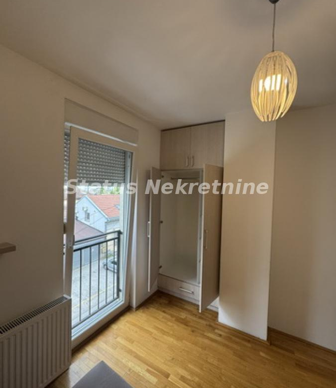 Stan Izdavanje Novi Sad  41 m2