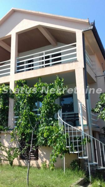 Kuća Prodaja Bar  190 m2