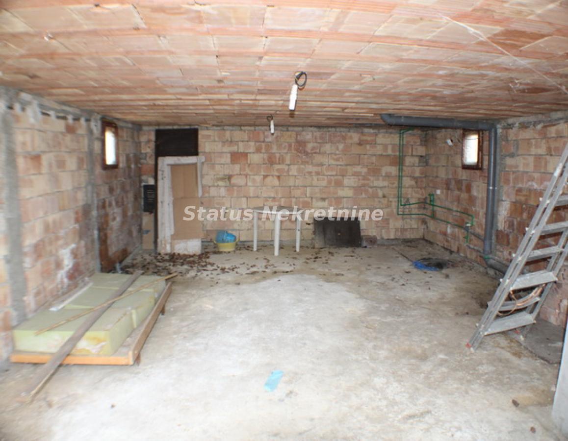 Kuća Prodaja Novi Sad  111 m2