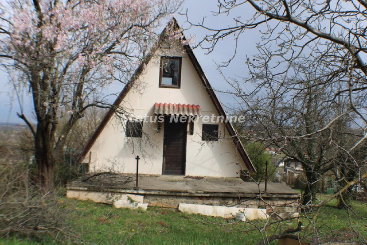 Kuća Prodaja Novi Sad  111 m2