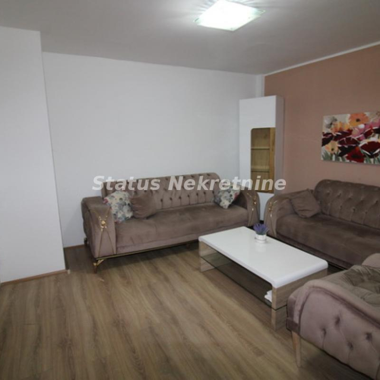 Stan Izdavanje Novi Sad  52 m2